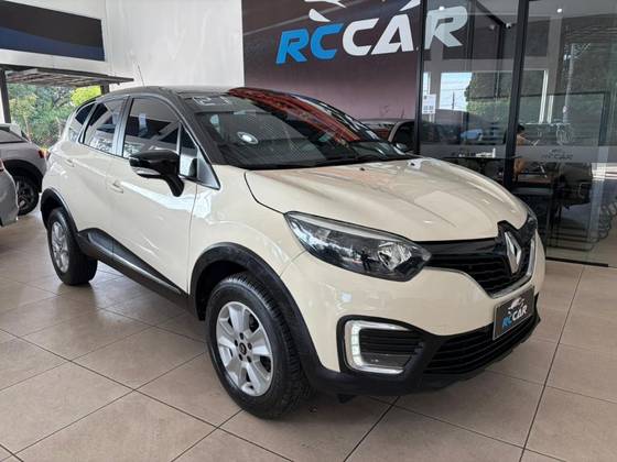 RENAULT CAPTUR 1.6 16V SCE FLEX LIFE X-TRONIC RENAULT CAPTUR 1.6 16V SCE FLEX LIFE X-TRONIC